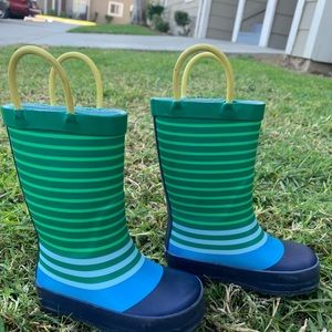 kids rain boots size t5